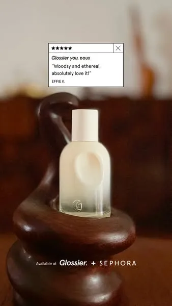 Glossier ad creative (Static)